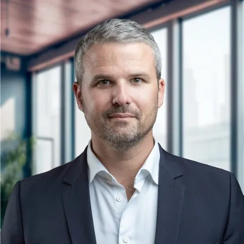 Vincent Menoret - Alcon